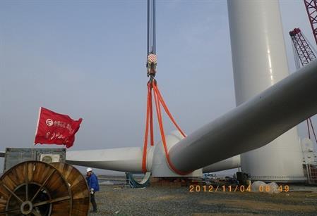 The 6MW wind turbine features a 90-metre high nacelle weighing 240 tons.