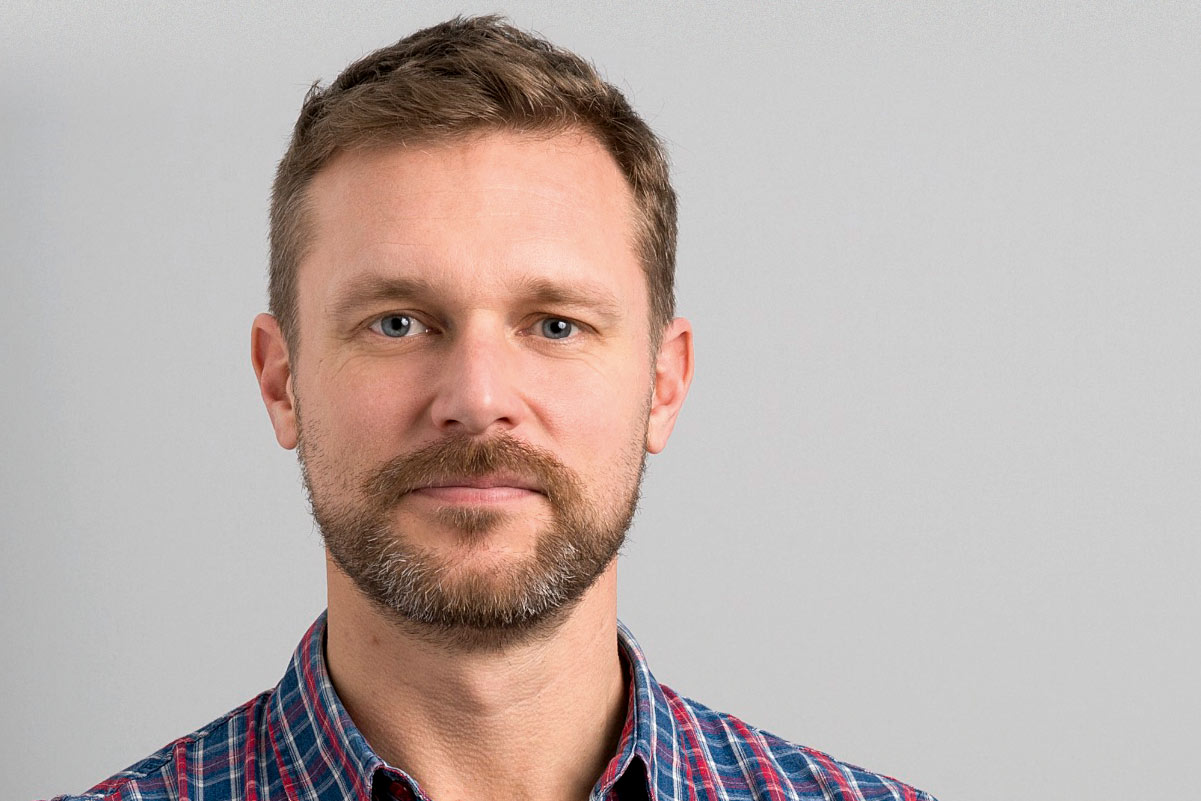 Cancer Research top marketer leaves after 17 years