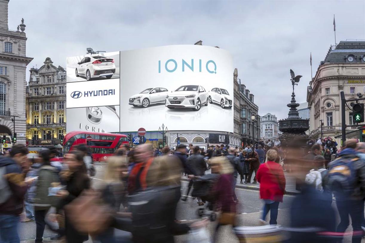 Hyundai renews presence on Piccadilly Lights
