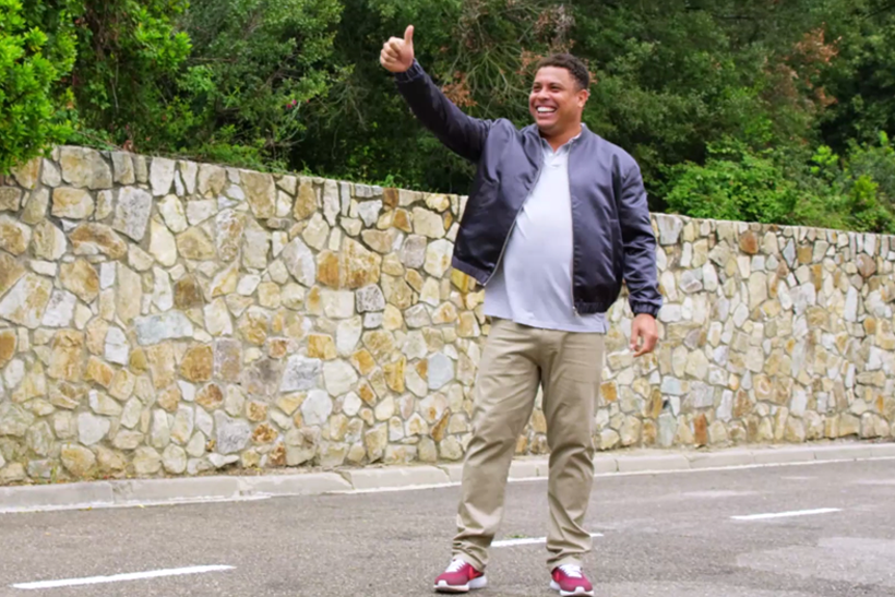 Gravity Road creates football trick shot contest between Ronaldo and Neymar for PokerStars