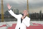 Terry Venables sings The Sun's World Cup anthem on top of the O2