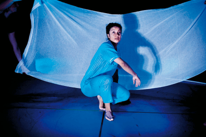 Interactive dance show on tour