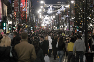 Consumer confidence rises, but job worries continue