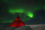 Sony Mobile creates Northern Lights-inspired music video