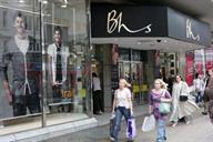 Sir Philip Green poised to close deal on sale of BHS