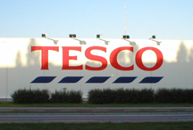 Tesco boss gets no bonus, but departing directors pocket £3m