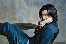 Celebrities: Orlando Bloom gives his help to the Royal National Orthopaedic Hospital
