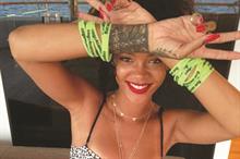 Rihanna supports Cogs 4 Cancer bike ride