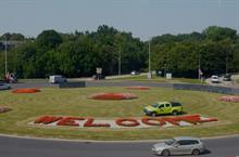 Glendale begins Gatwick contract