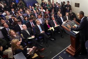White House shows little love for press corps, study shows
