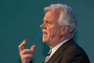 RCGP chief executive Neil Hunt to step down