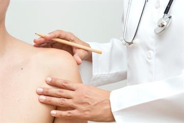 GP minor surgery safe, prompt and effective, researchers find