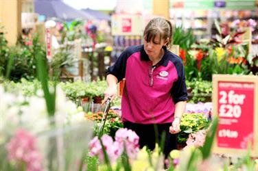 Name badges can improve customer confidence very quickly, survey found - image: Dobbies