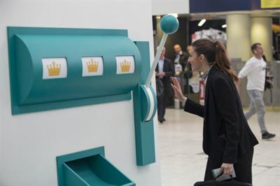 Deliveroo's slot machine hands out food samples to London commuters