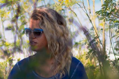 Erika Lindberg: the kitesurfer joins Rekorderlig's 