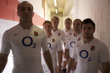 O2: 2010 'priority walk' campaign