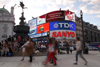 Coca-Cola Piccadilly: outdoor media to feature tweets
