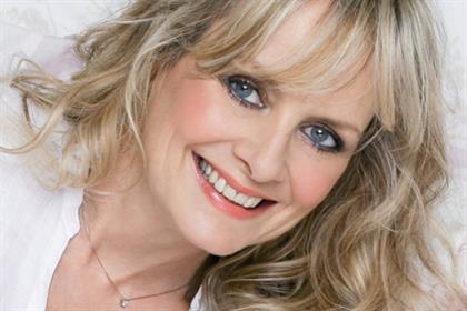 Appears in ad: Twiggy