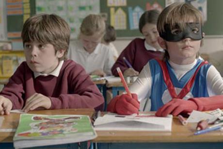 Axa: 'sidekick' TV spot