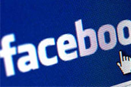 Facebook: trials discount service in the US