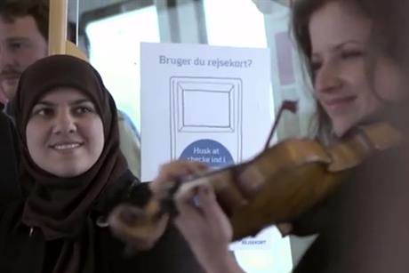 Copenhagen Metro flashmob: tops the viral chart