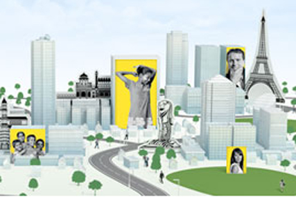 Aviva: campaign to project customers' pictures on buildings