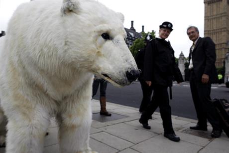 Greenpeace: campaign to help protect the Arctic