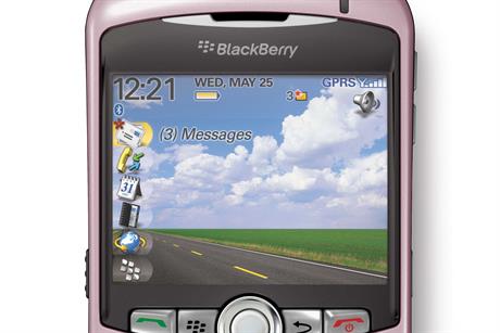 BlackBerry: image damaged by UK riots connection