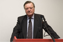 Ken Clarke: Britain needs to stop its 'nervous breakdown' over EU