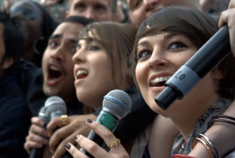 T-Mobile 'karaoke' by Saatchi & Saatchi