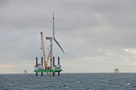 Troubled waters… Proposed cuts to renewables support would havefar-reaching consequencesfor German offshore projects (photo: Offshore-Stiftung/Jan Oelker)