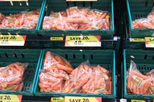 NFU rallies growers over fear of renewed supermarket price wars - photo: HW