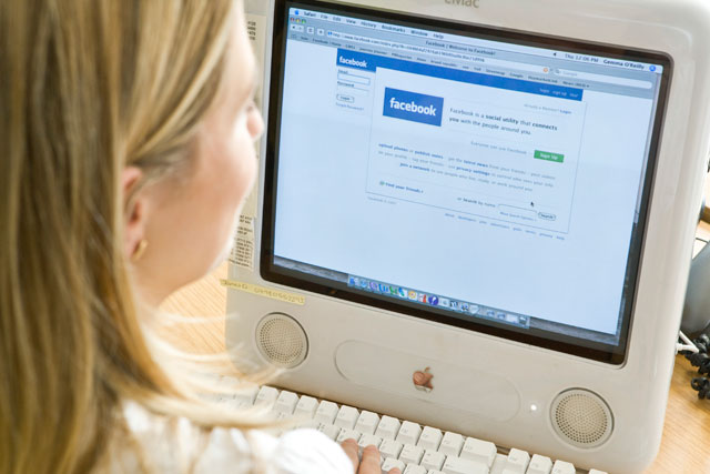 Graduates have the advantage of being social media-savvy