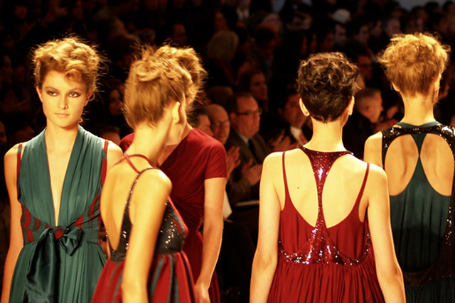 Snap Fashion: offers visual search
