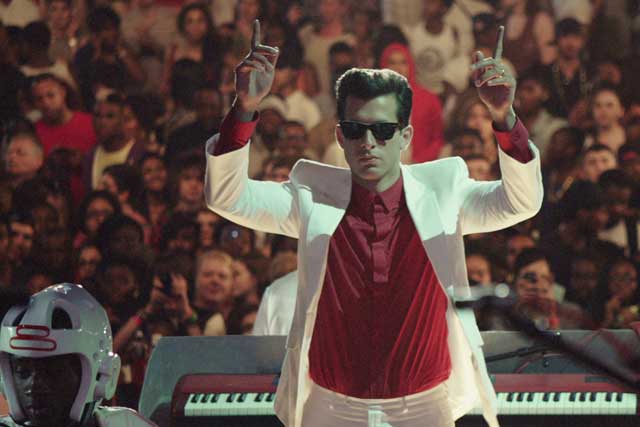 Coca Cola campaign: featuring Mark Ronson
