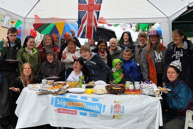 Big Jubilee Lunch: neighbours celebrate in Norwich
