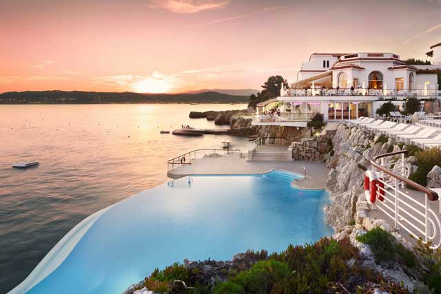 Eden-Roc...the private pool of Hotel du Cap