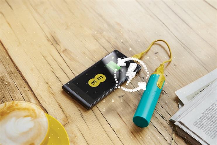 EE: attempts to boost poor customer service ratings with Power Bar scheme
