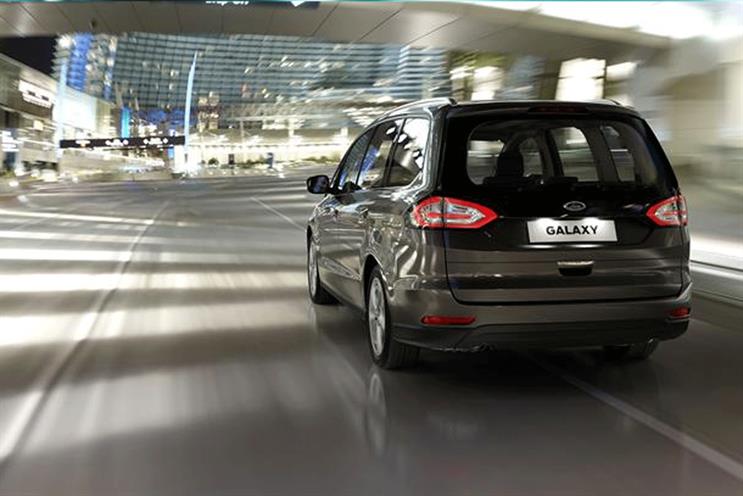 Ford: creates video with illusionist Darcey Oake for the Galaxy model