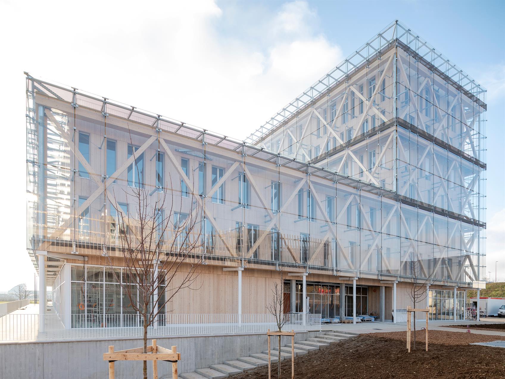 Timber office building of bank CEBFC