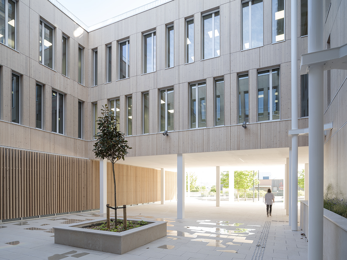 Timber office building of bank CEBFC