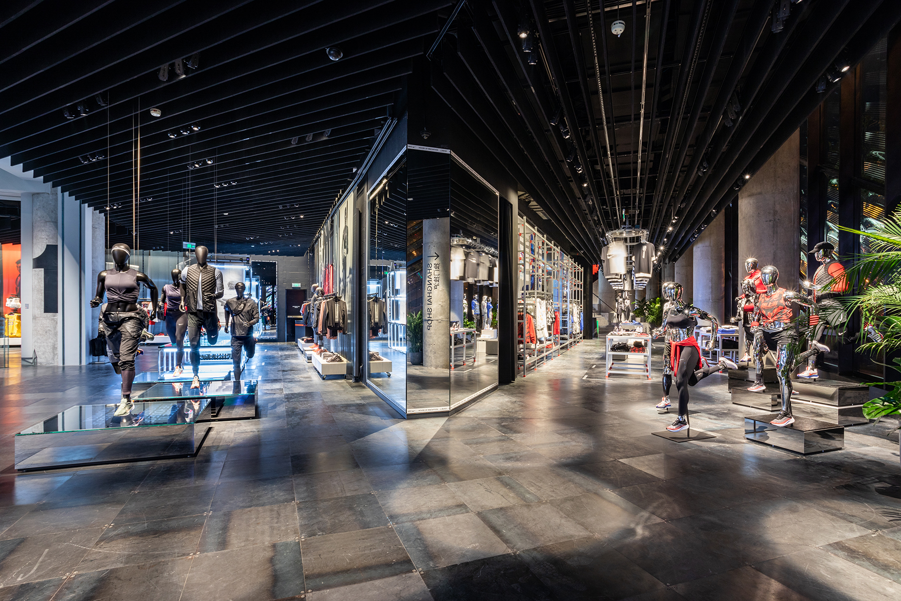 Creative Concept Direction by Nike Retail Design, Interior Design by Callison RTKL, Lighting Design by Studio Illumine, Photography by Xuzhe for Tophoto