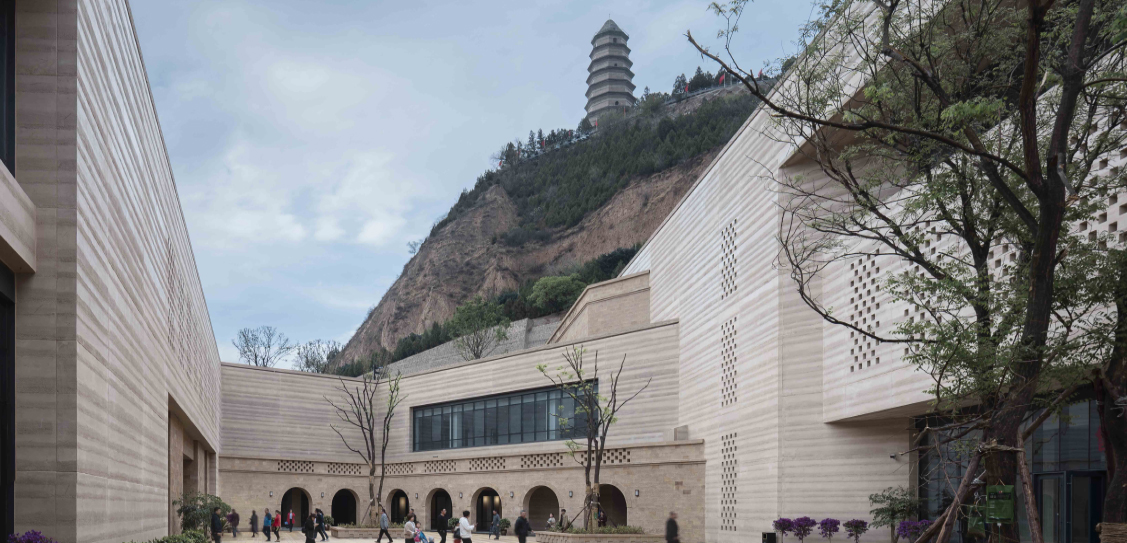 Yan’an Baota Mountain Tourist Service Center - Architectural Design & Research Institute of Tsinghua University Co.,Ltd, Images: Zhuang Weimin, Tang Hongjun, Likuang