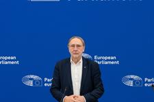 MEPs unblock US trade deal tied to EU commitments to buy more LNG