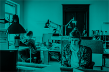 Small firms rein in hiring as UK economy falters, report finds