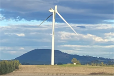 Turbine blade breaks at Australian onshore wind farm