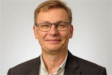Stiesdal names wind power veteran as new CEO