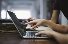 Hootsuite redesigns social marketing course, certification program
