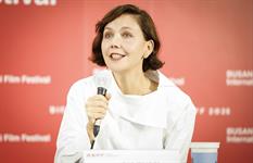 Genesis rejects AI for Maggie Gyllenhaal's Marilyn Monroe tribute