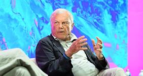 Martin Sorrell Views Agencies as Validators Amid Platform Automation and AI Shifts